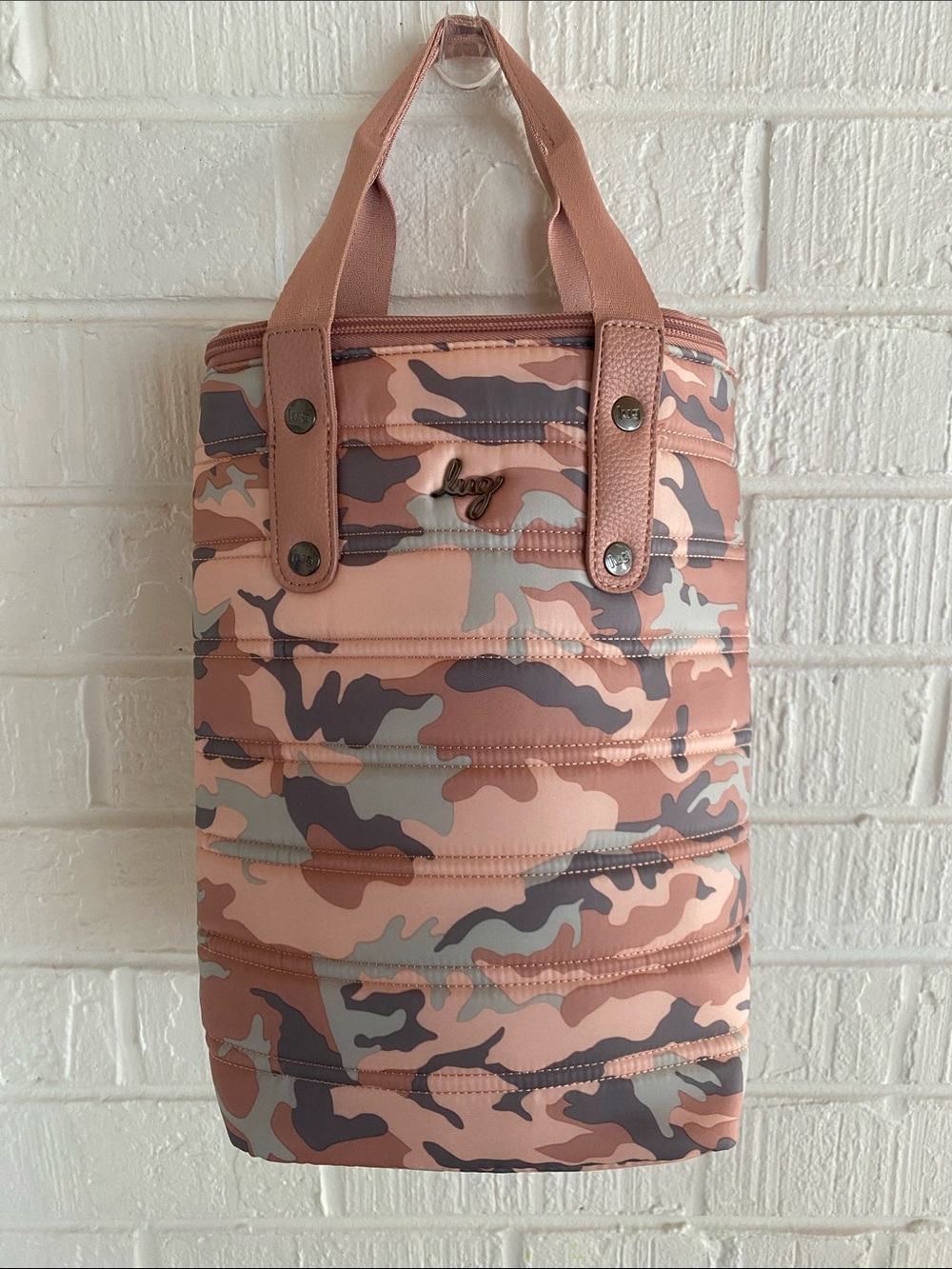 Lug Insulated Wine Bag Pink and Gray Camo Cradle Bag NWOT